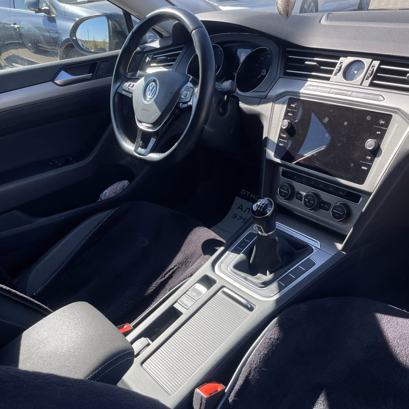 Volkswagen Passat фото 23