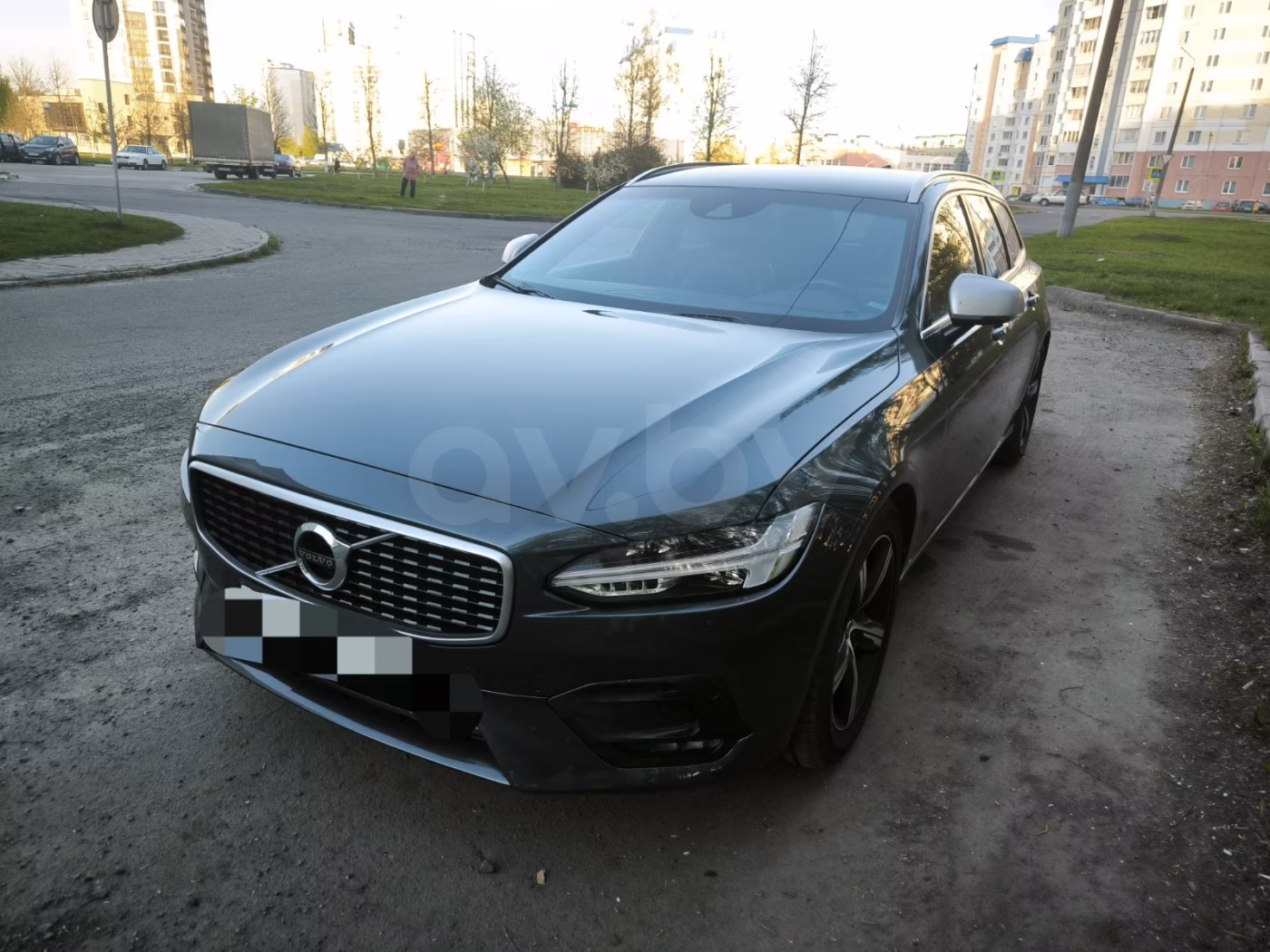 Volvo V90