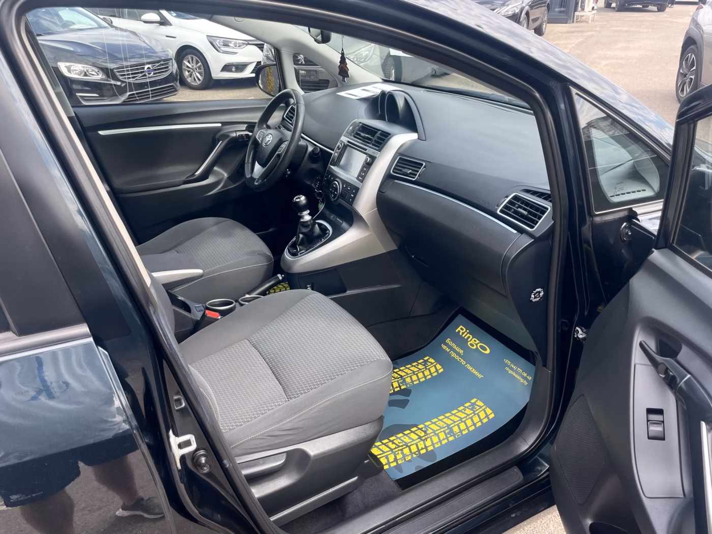 Toyota Verso фото 15