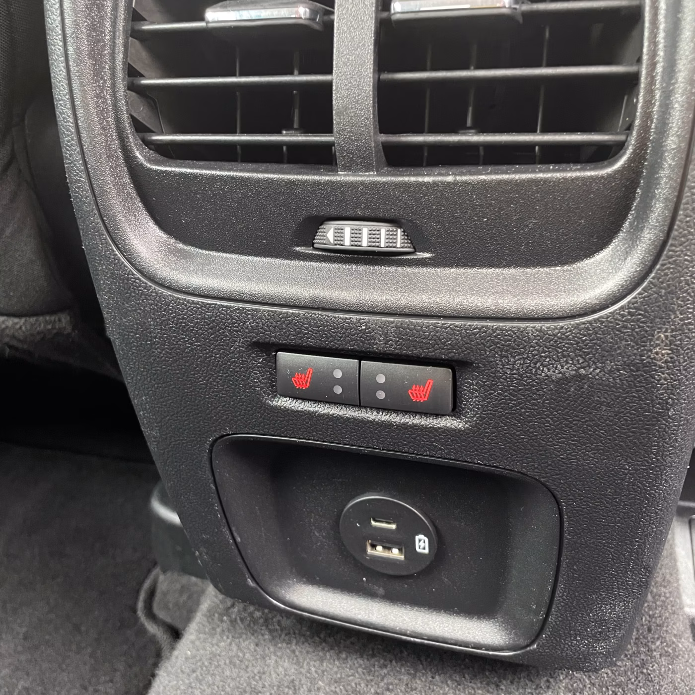 Ford Kuga фото 27