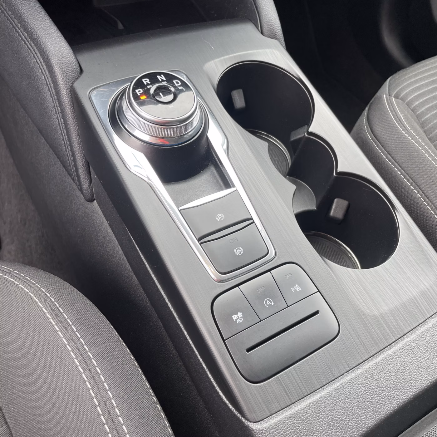Ford Kuga фото 24