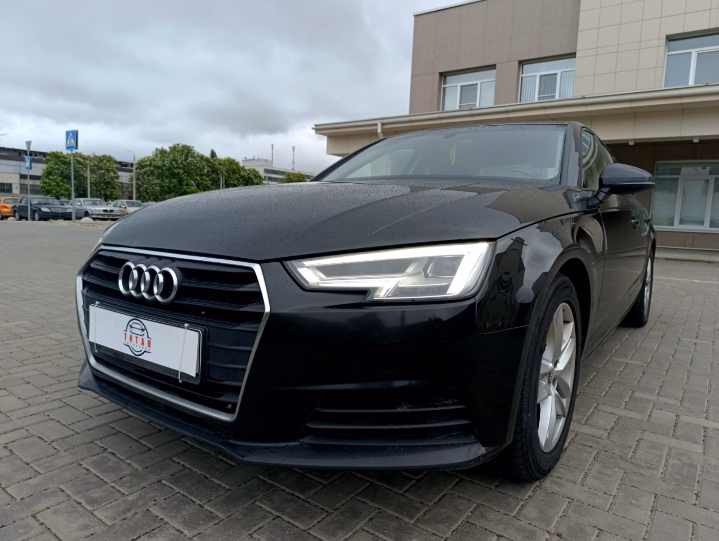Audi A4