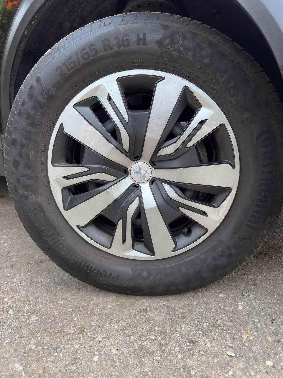 Peugeot 2008 фото 6