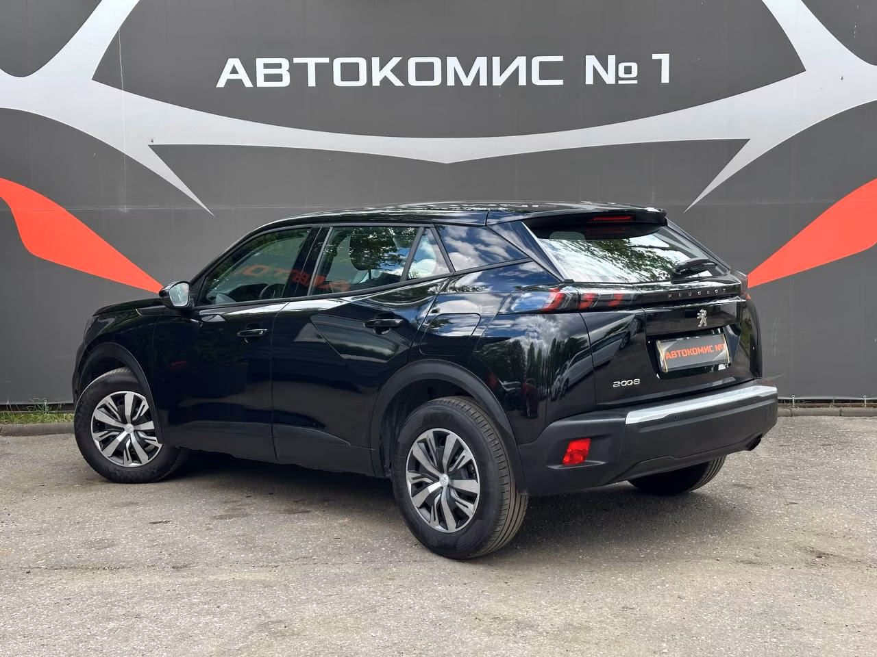 Peugeot 2008 фото 3