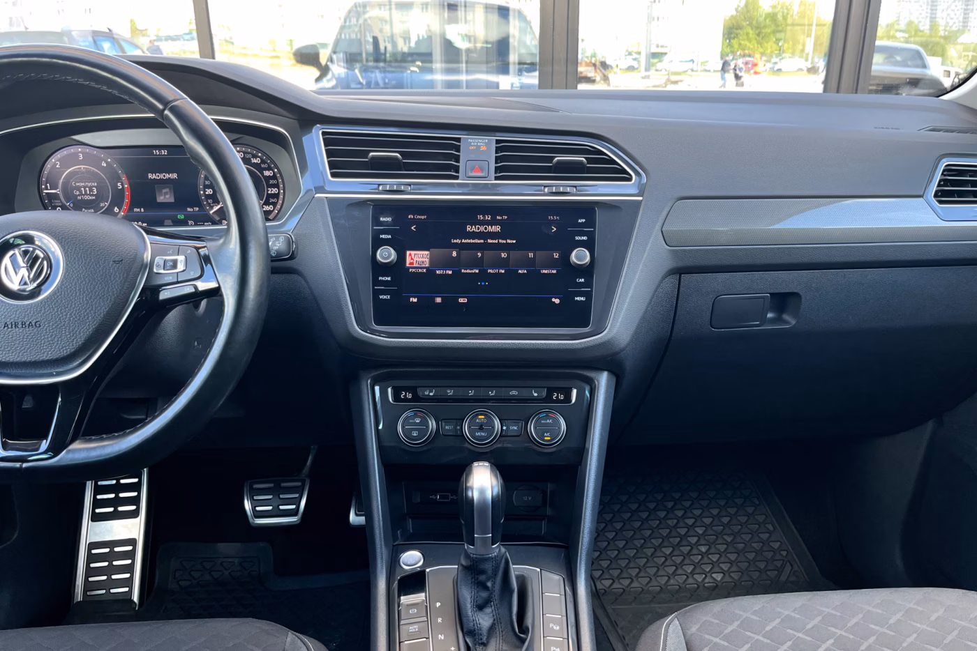 Volkswagen Tiguan фото 15