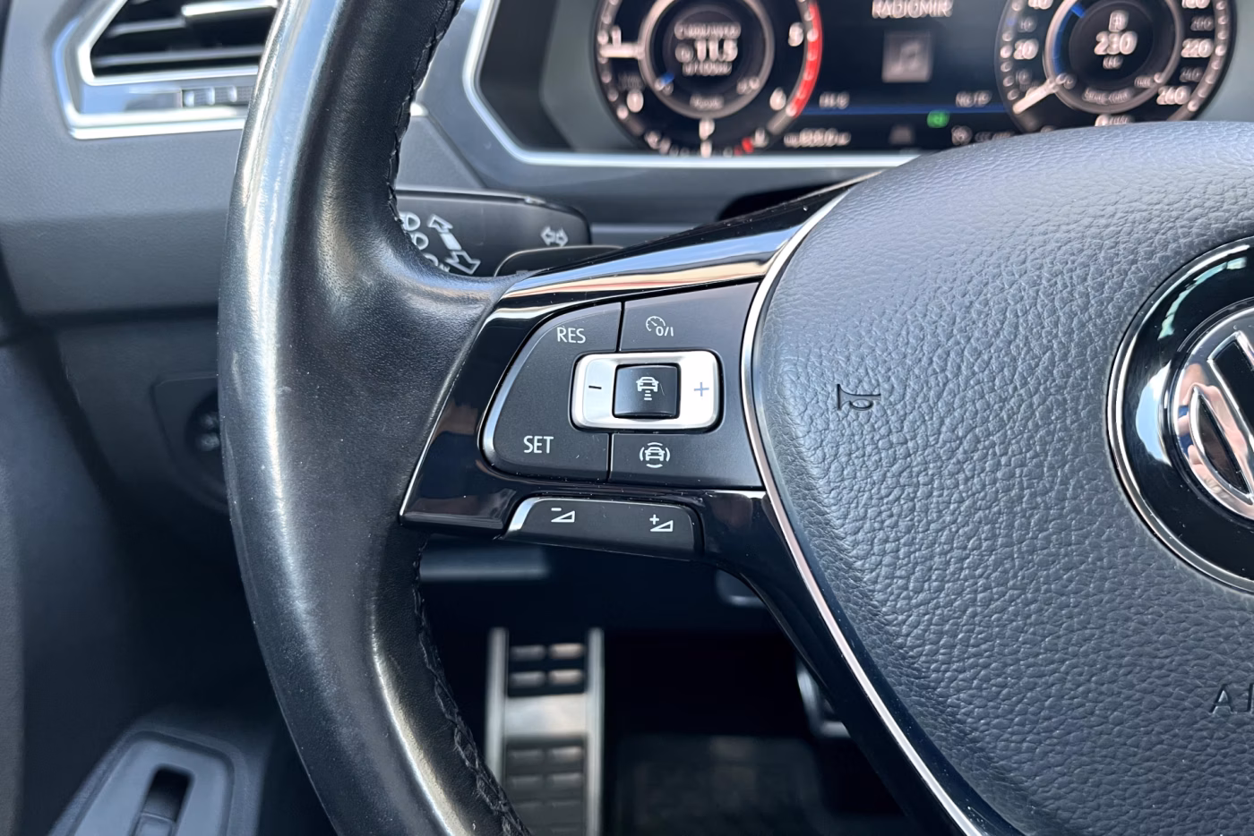 Volkswagen Tiguan фото 18