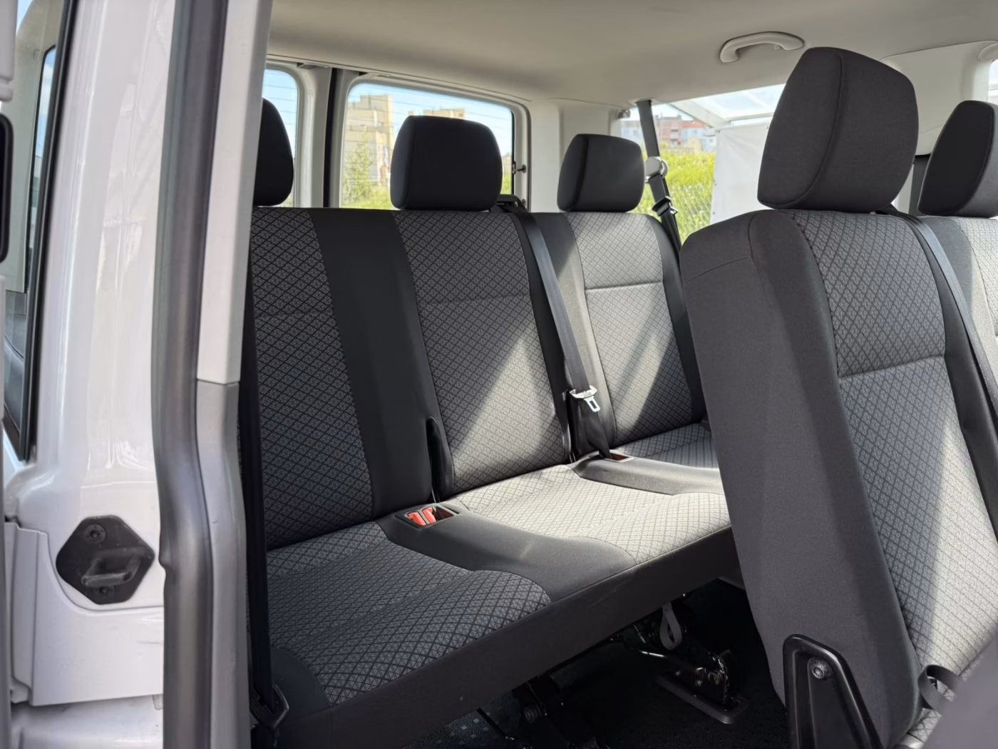 Volkswagen Caravelle фото 15