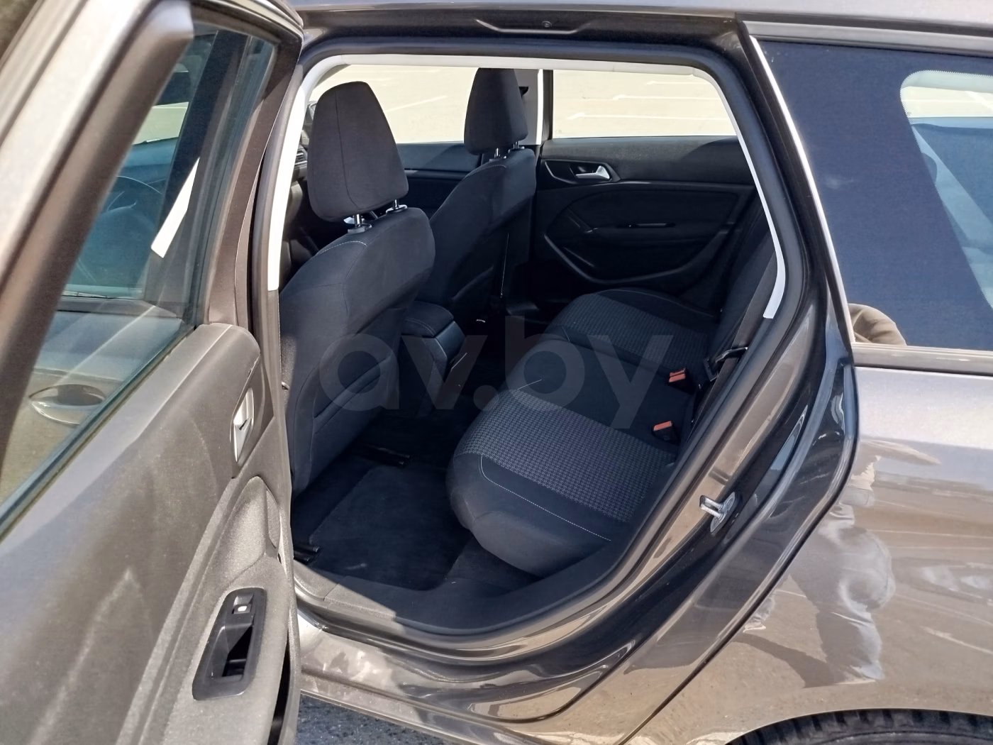 Peugeot 308 фото 16