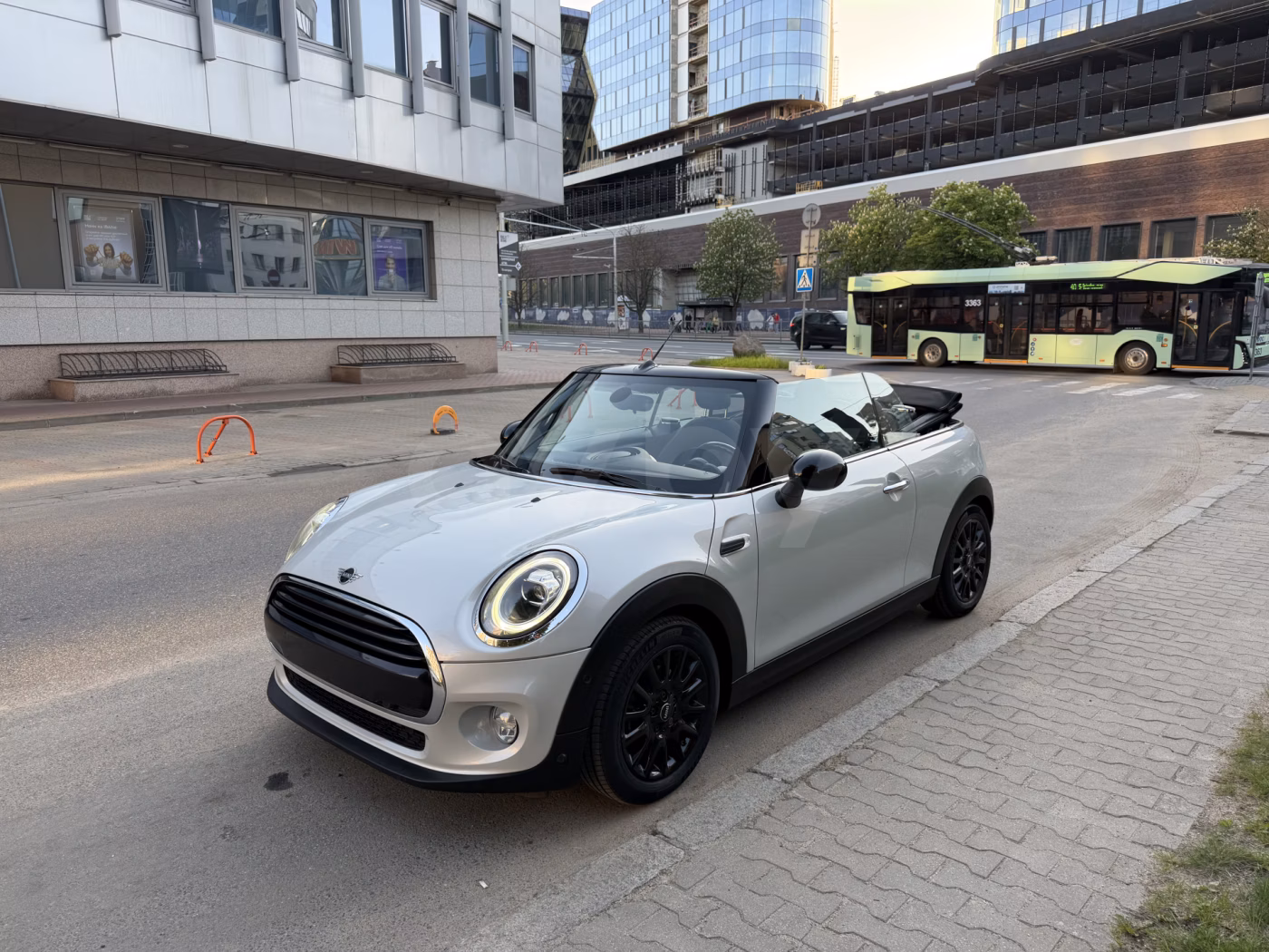 MINI Cabrio