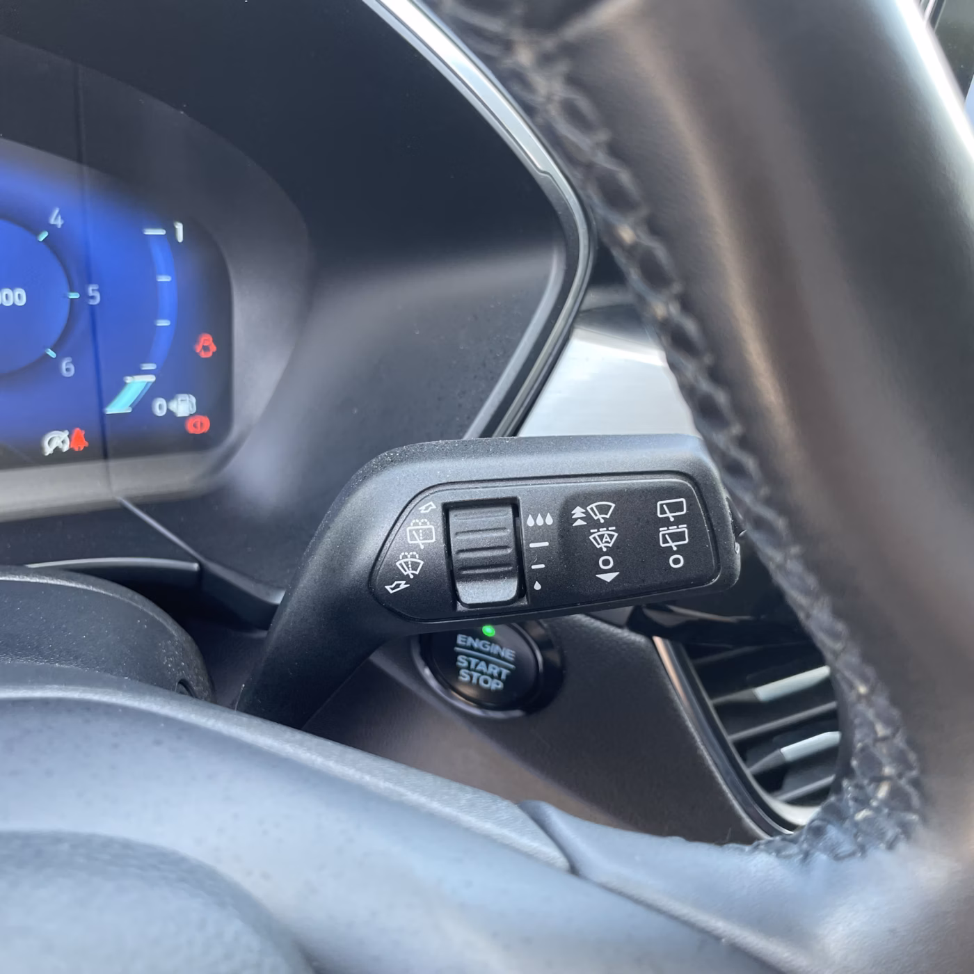 Ford Kuga фото 19