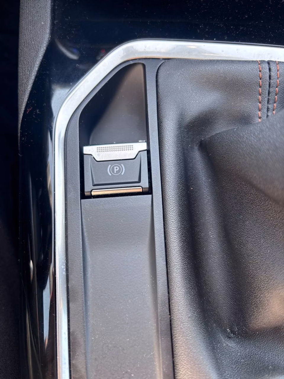Peugeot 5008 фото 12