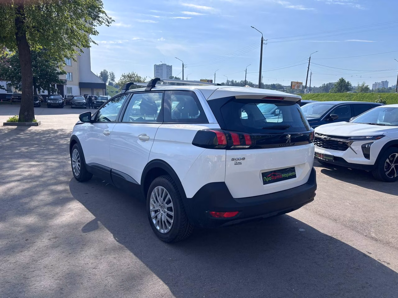 Peugeot 5008 фото 4