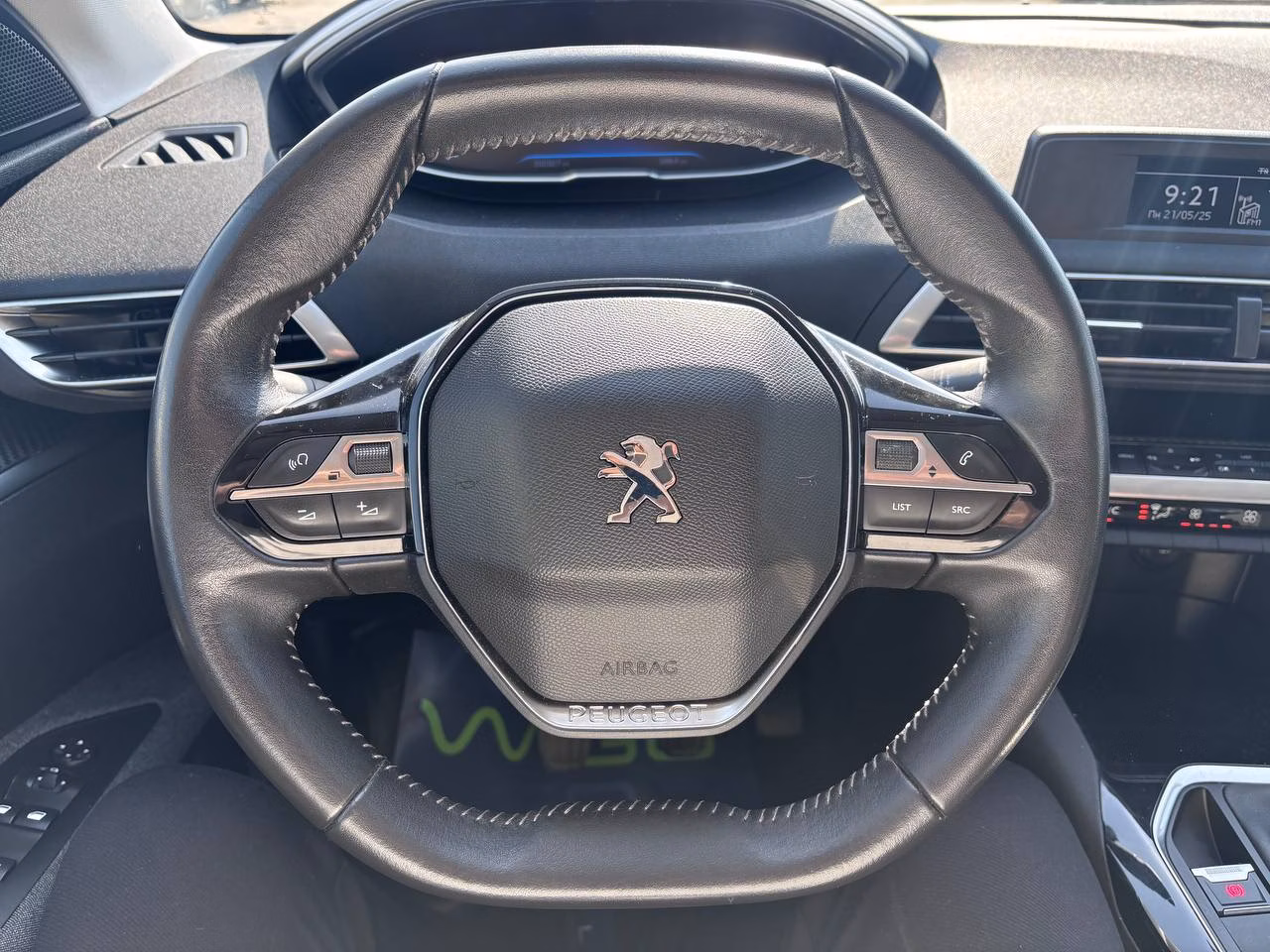 Peugeot 5008 фото 9
