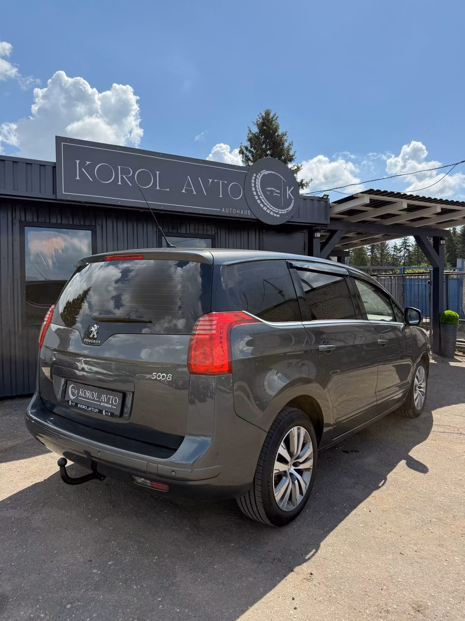 Peugeot 5008 фото 5