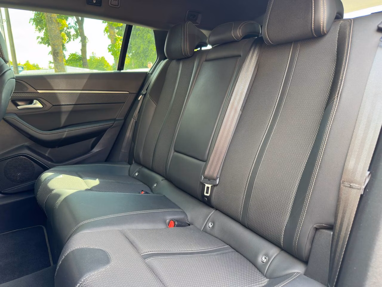 Peugeot 508 фото 8
