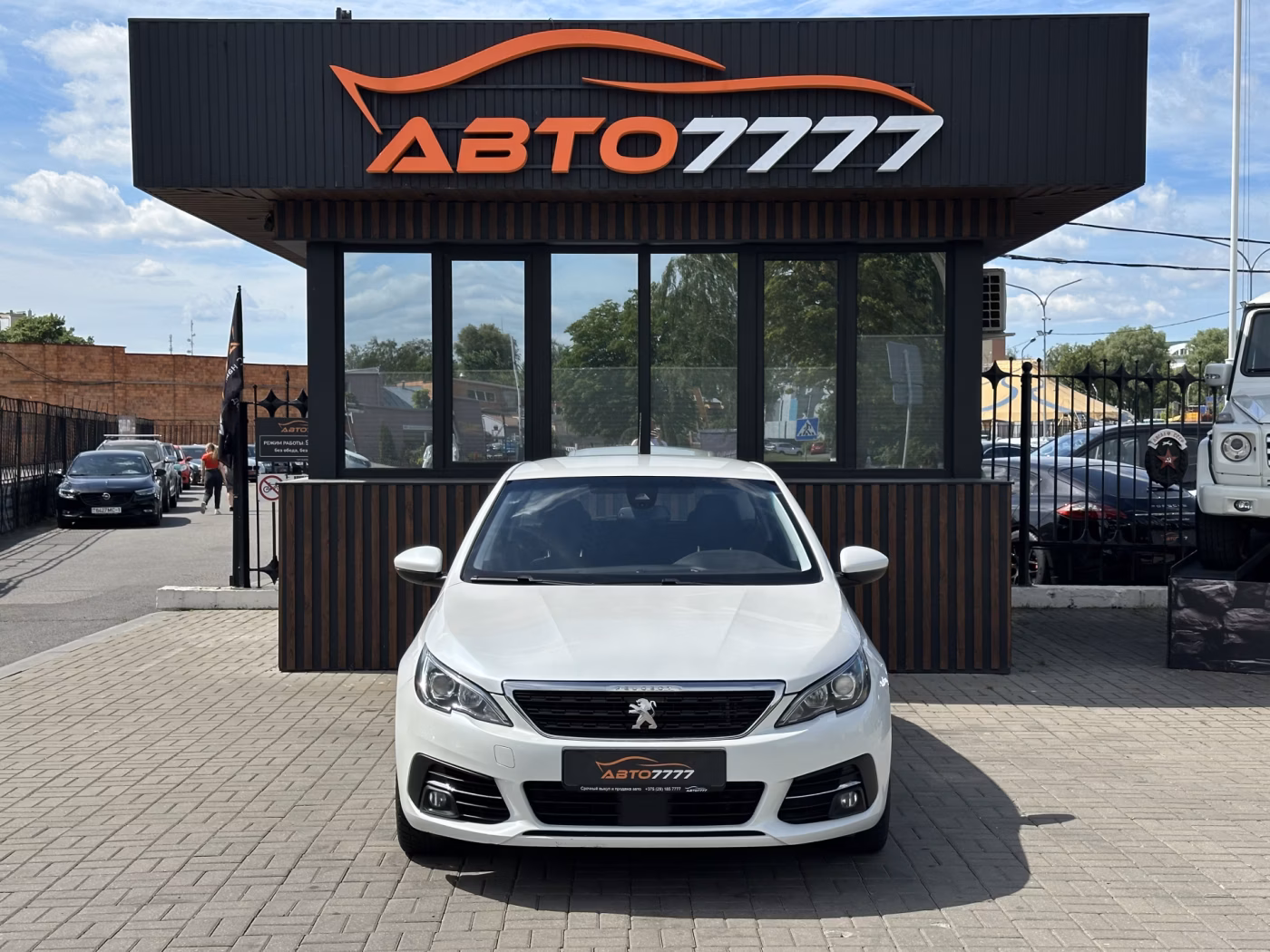 Peugeot 308 фото 6