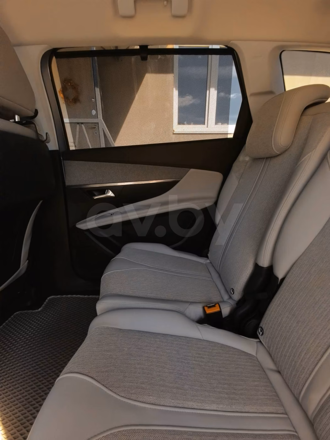 Peugeot 5008 фото 18