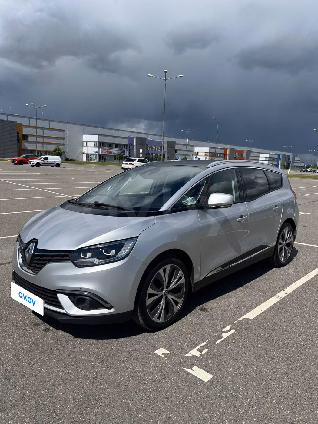 Renault Grand Scenic фото 3