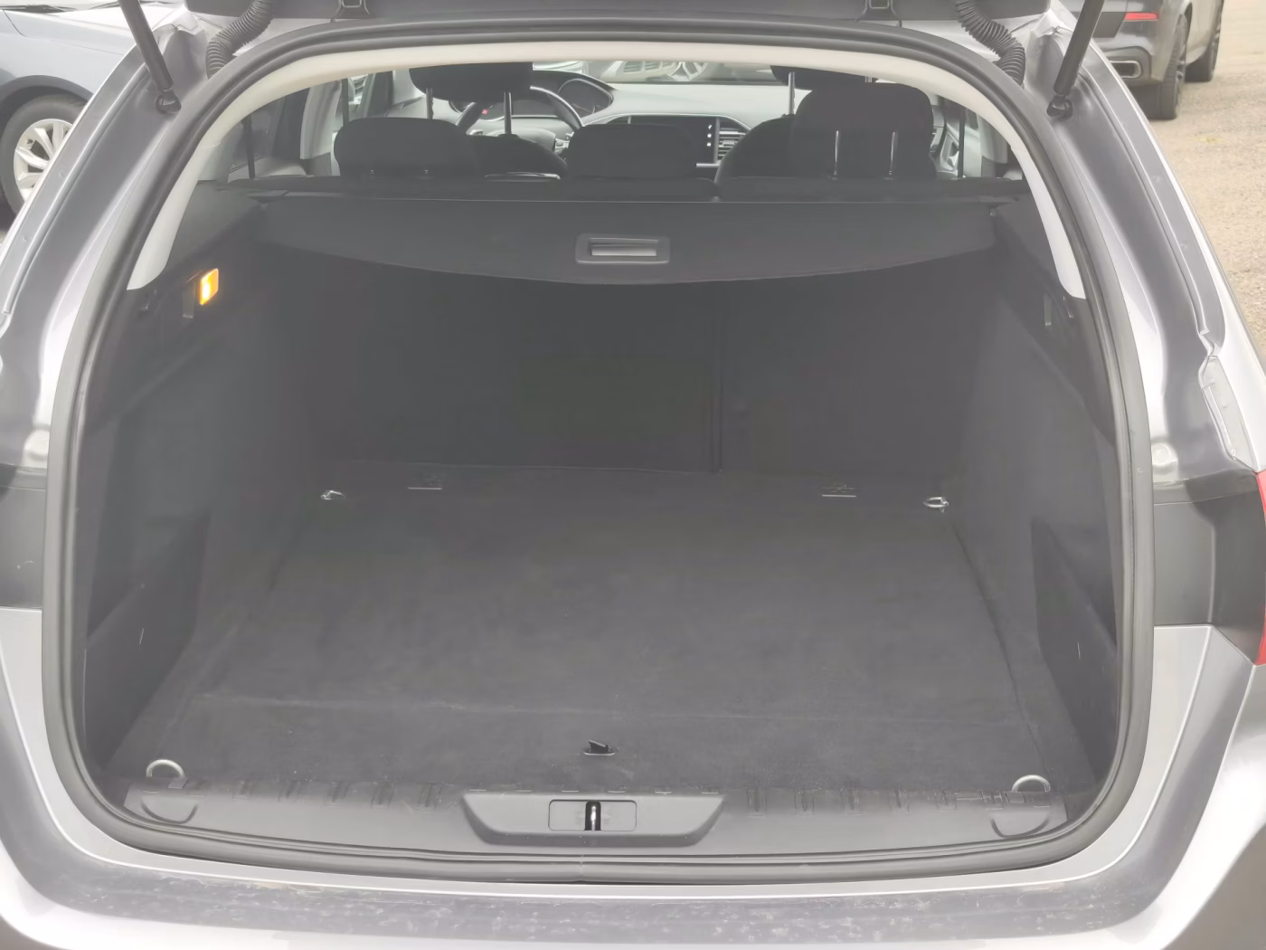 Peugeot 308 фото 13