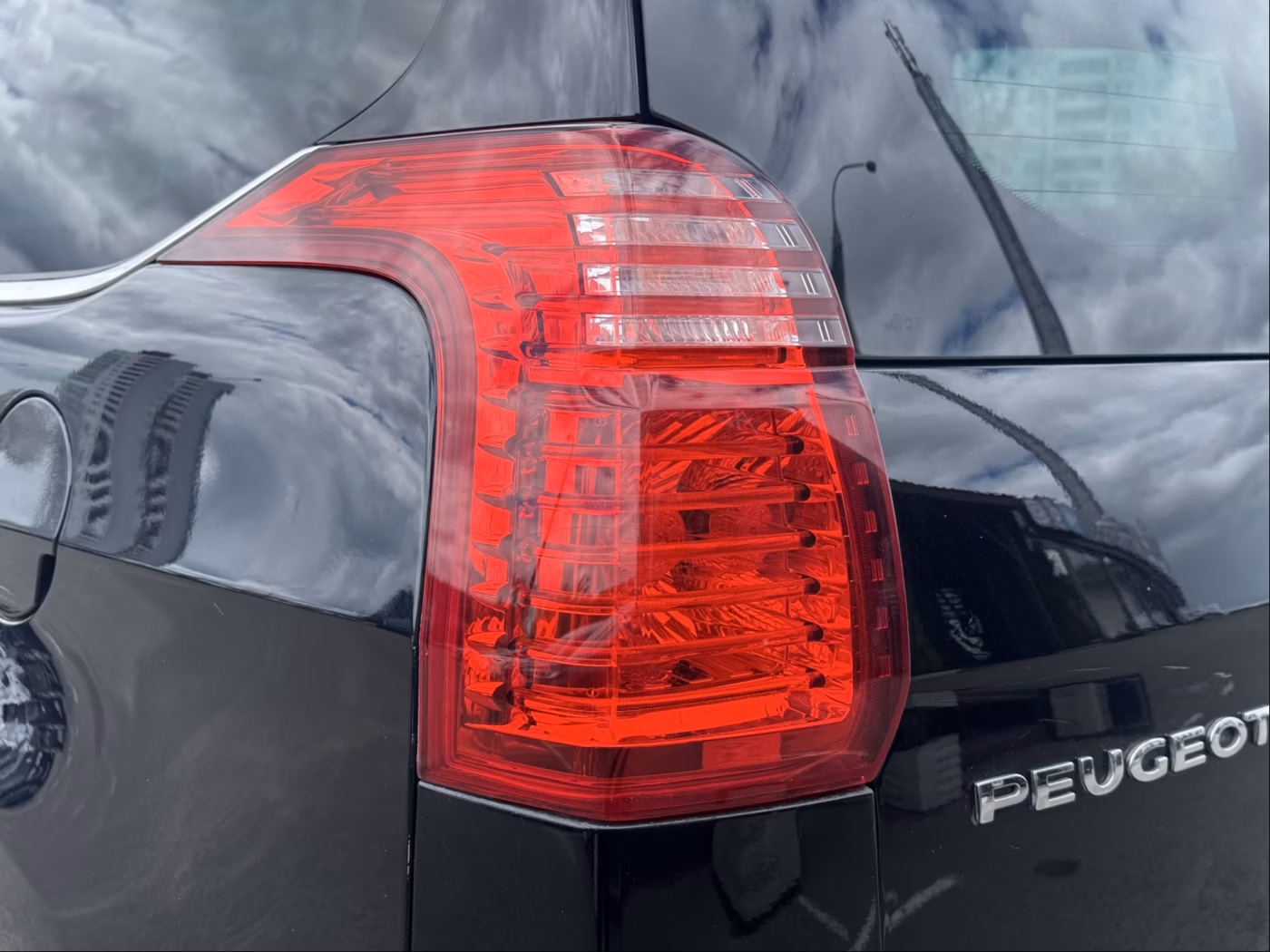 Peugeot 5008 фото 21