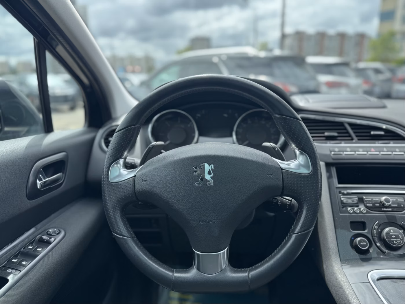 Peugeot 5008 фото 24