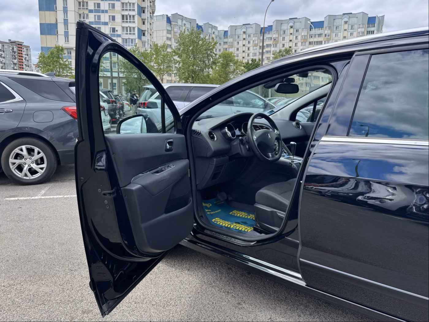 Peugeot 5008 фото 9