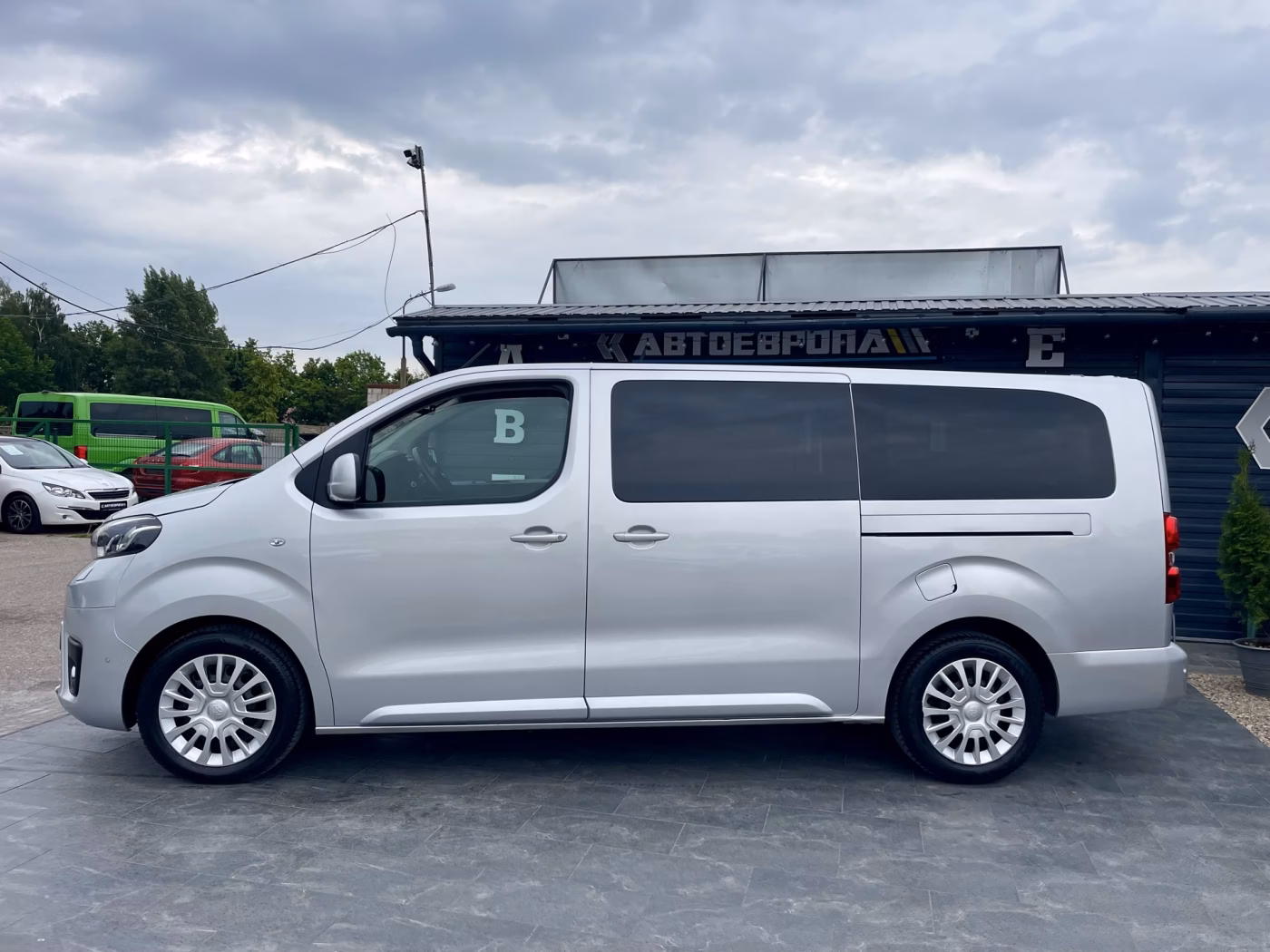 Toyota ProAce Verso фото 8
