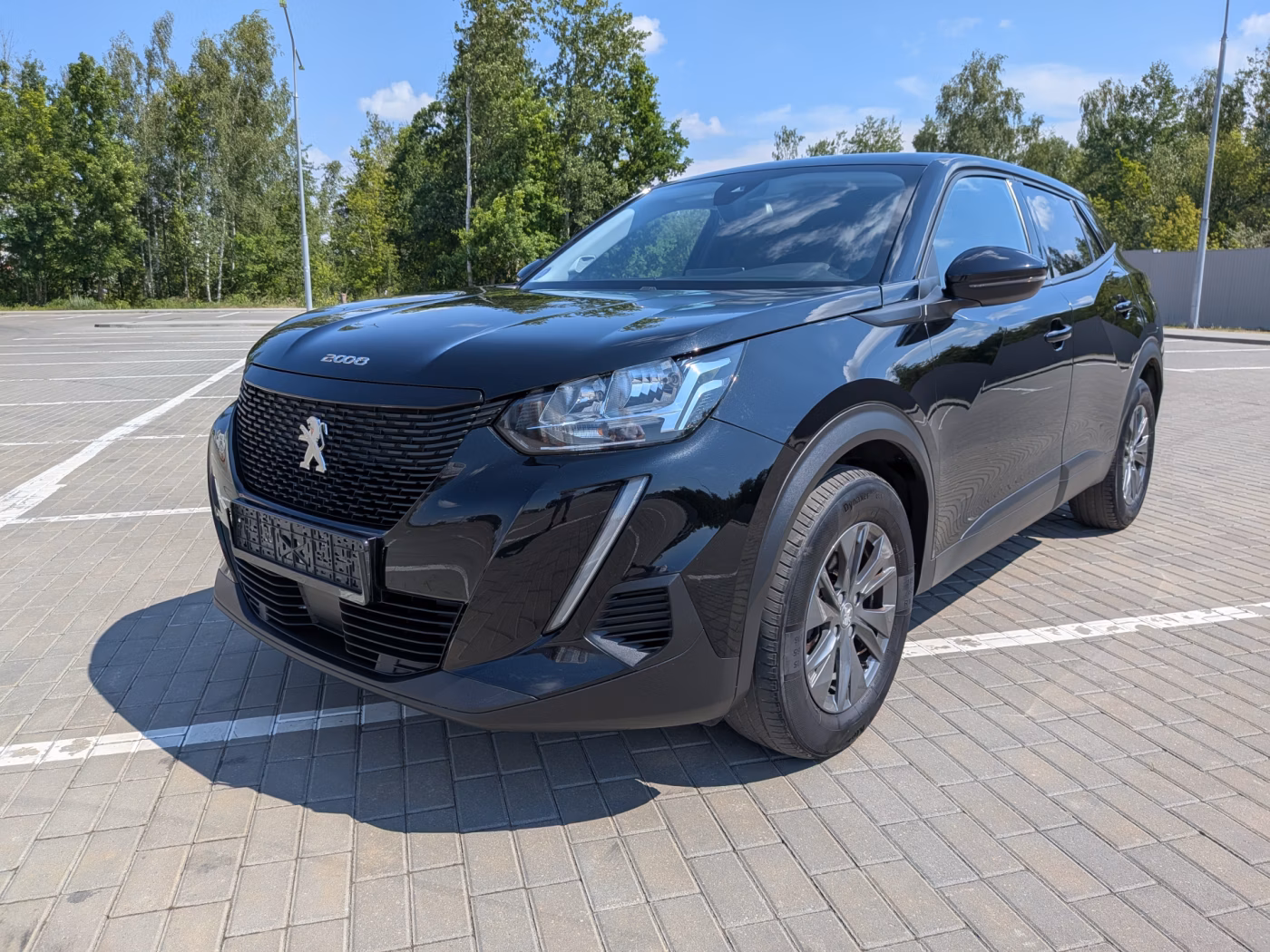 Peugeot 2008 фото 2