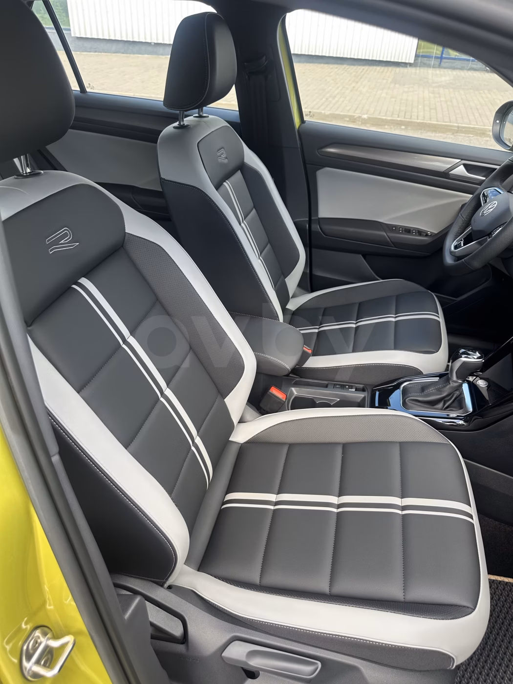 Volkswagen T-Roc фото 21