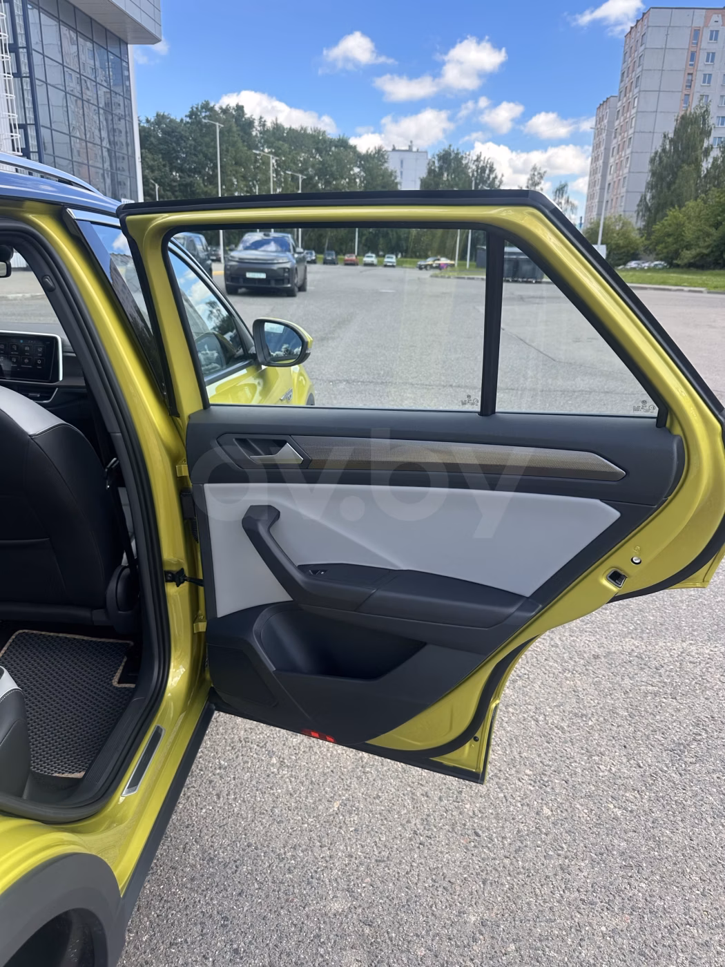 Volkswagen T-Roc фото 26