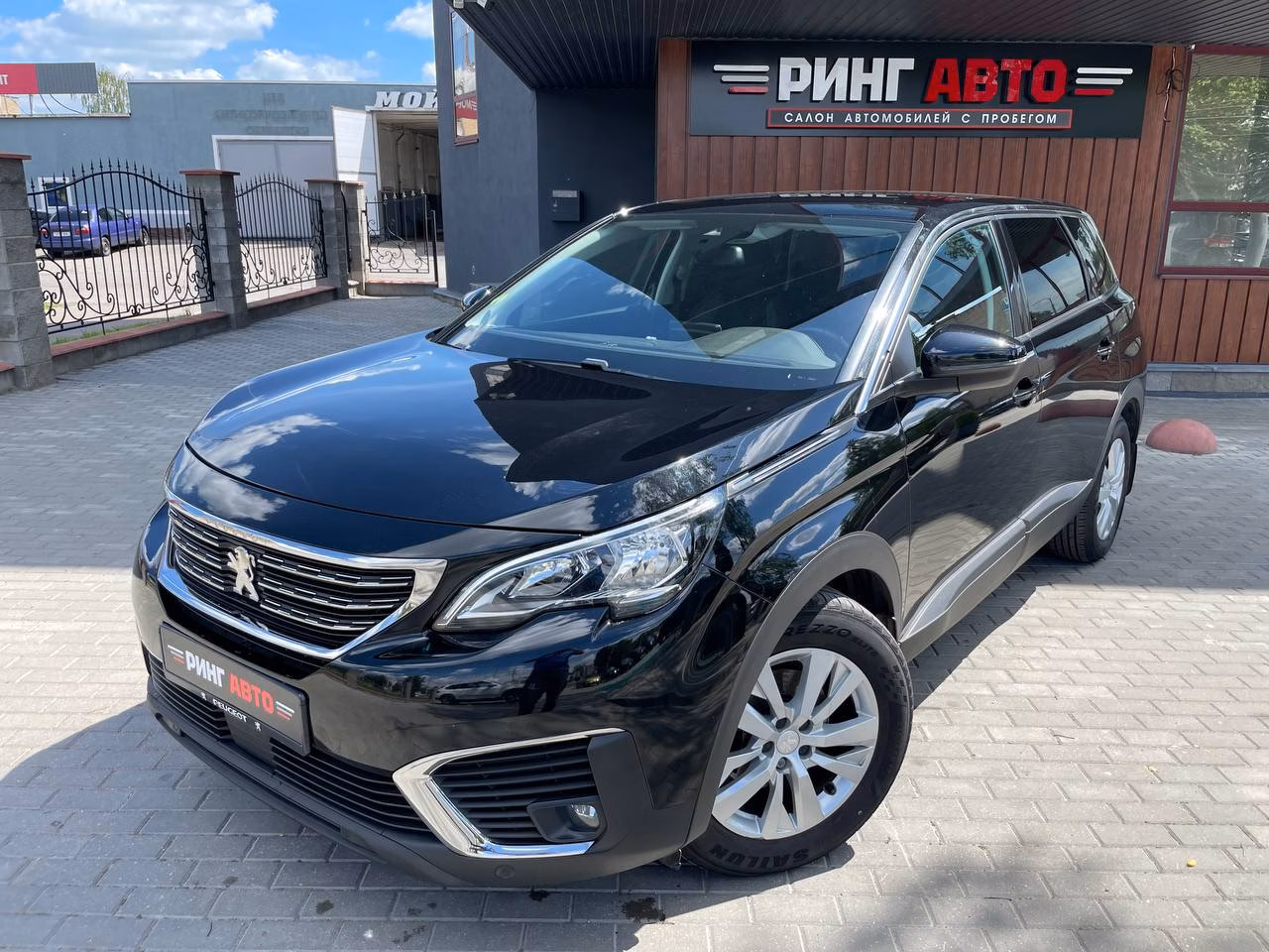 Peugeot 5008