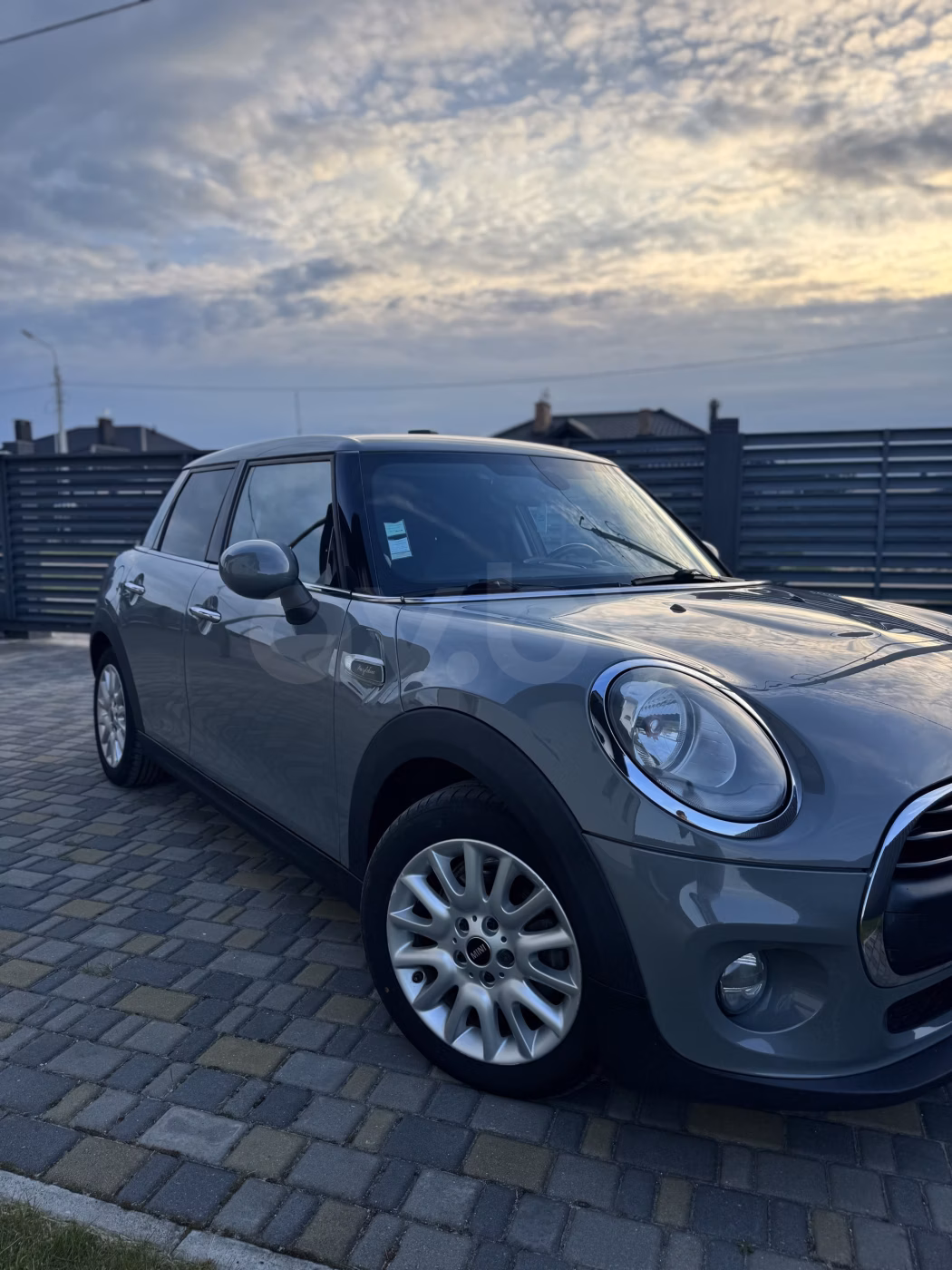 MINI Hatch