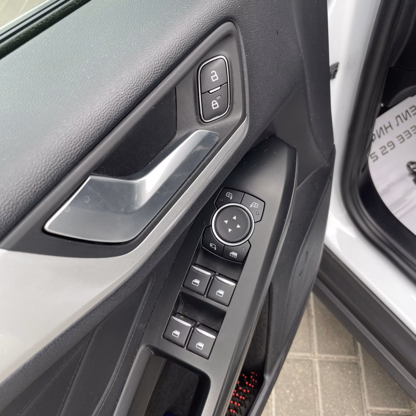 Ford Focus фото 9