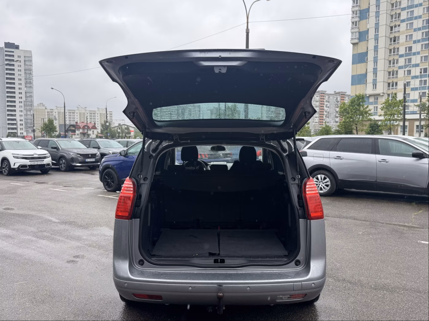 Peugeot 5008 фото 13