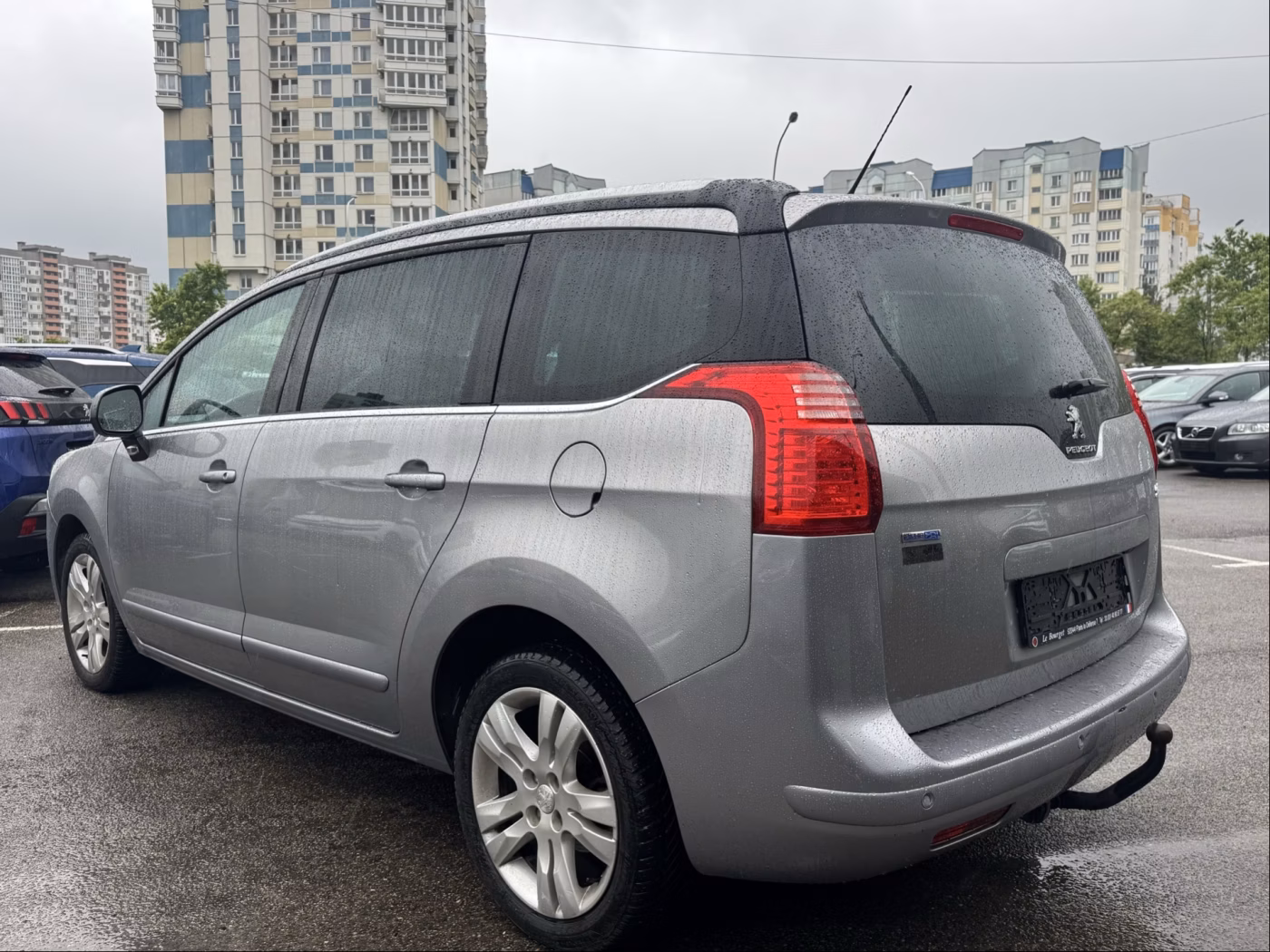 Peugeot 5008 фото 5