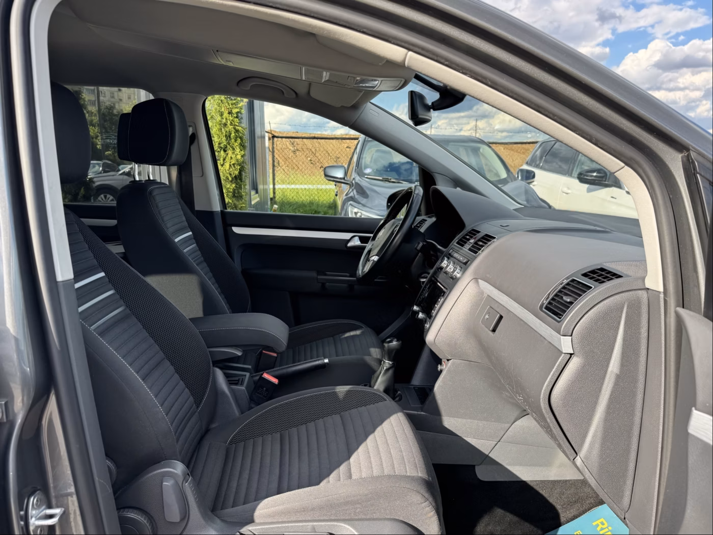 Volkswagen Touran фото 19
