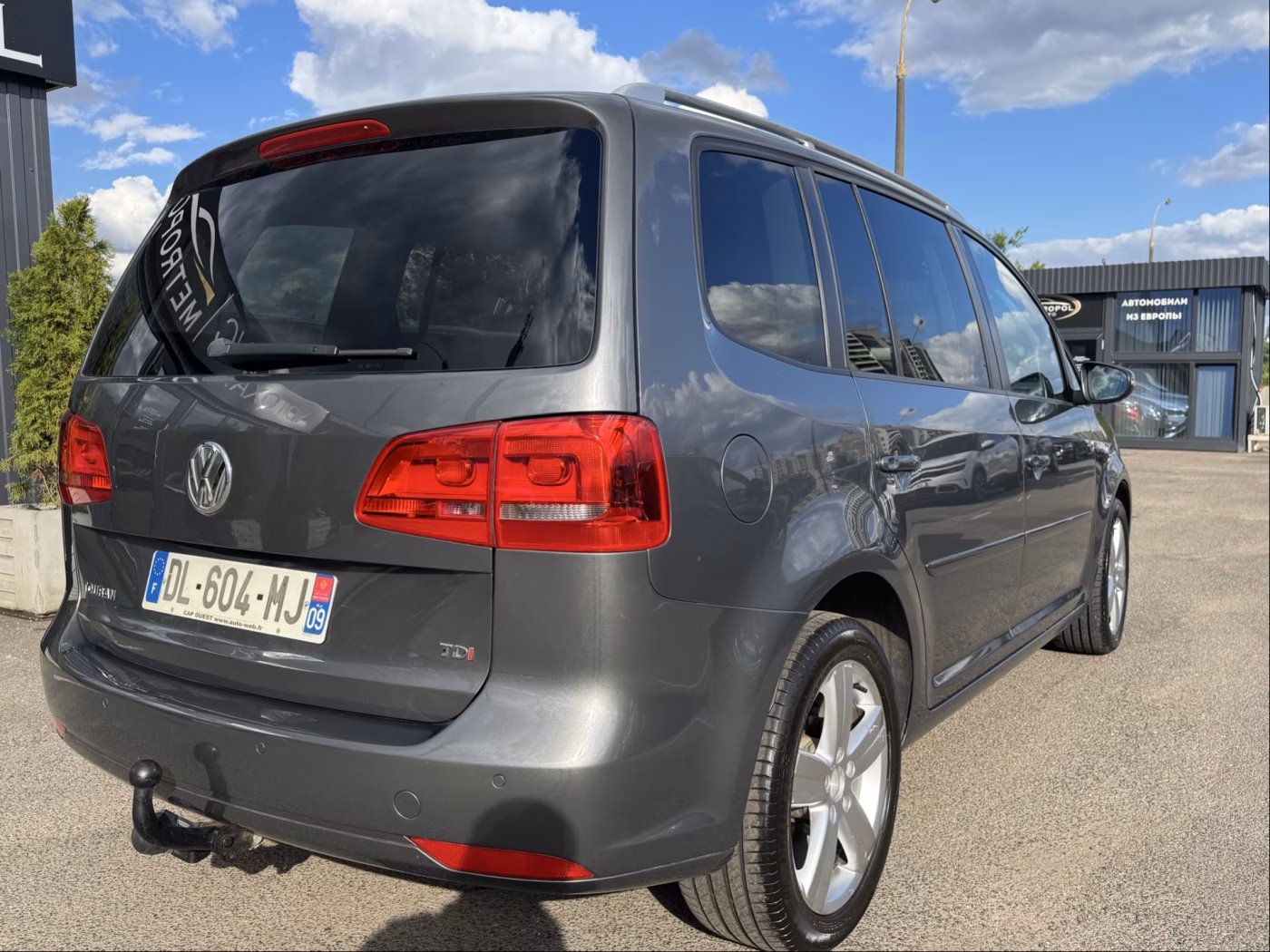 Volkswagen Touran фото 7