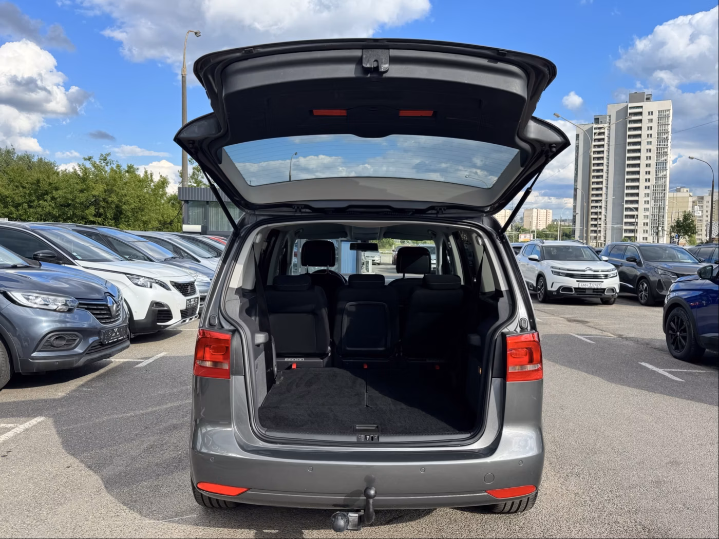 Volkswagen Touran фото 13