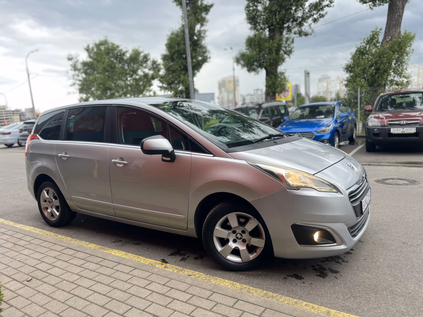 Peugeot 5008