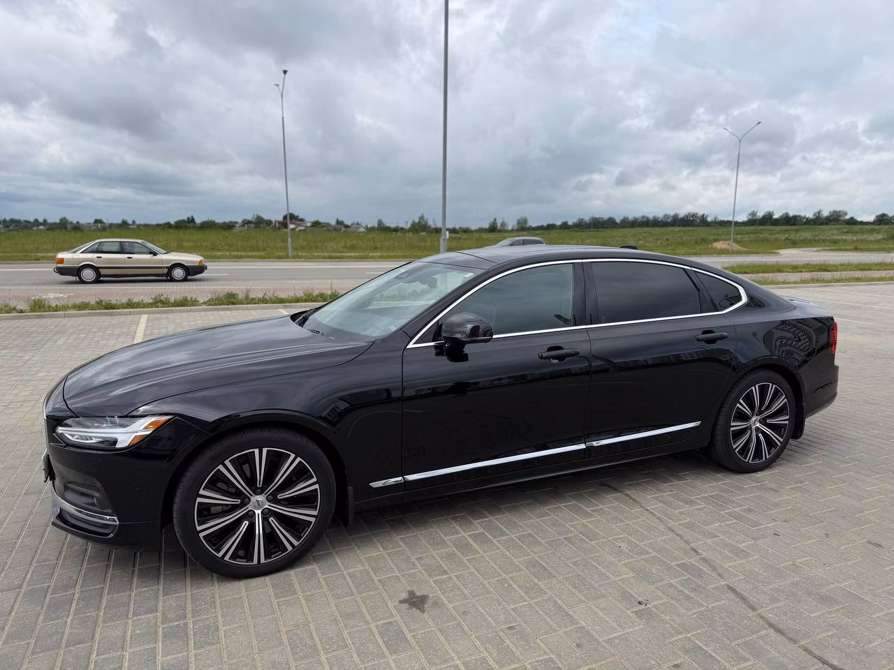 Volvo S90