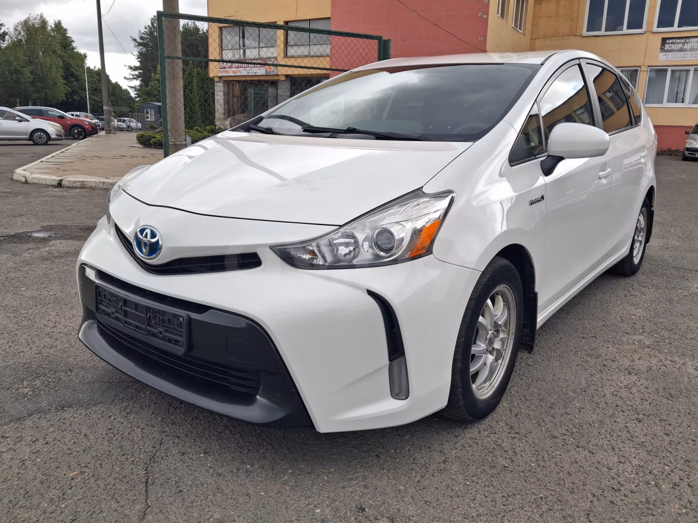 Toyota Prius V(+)