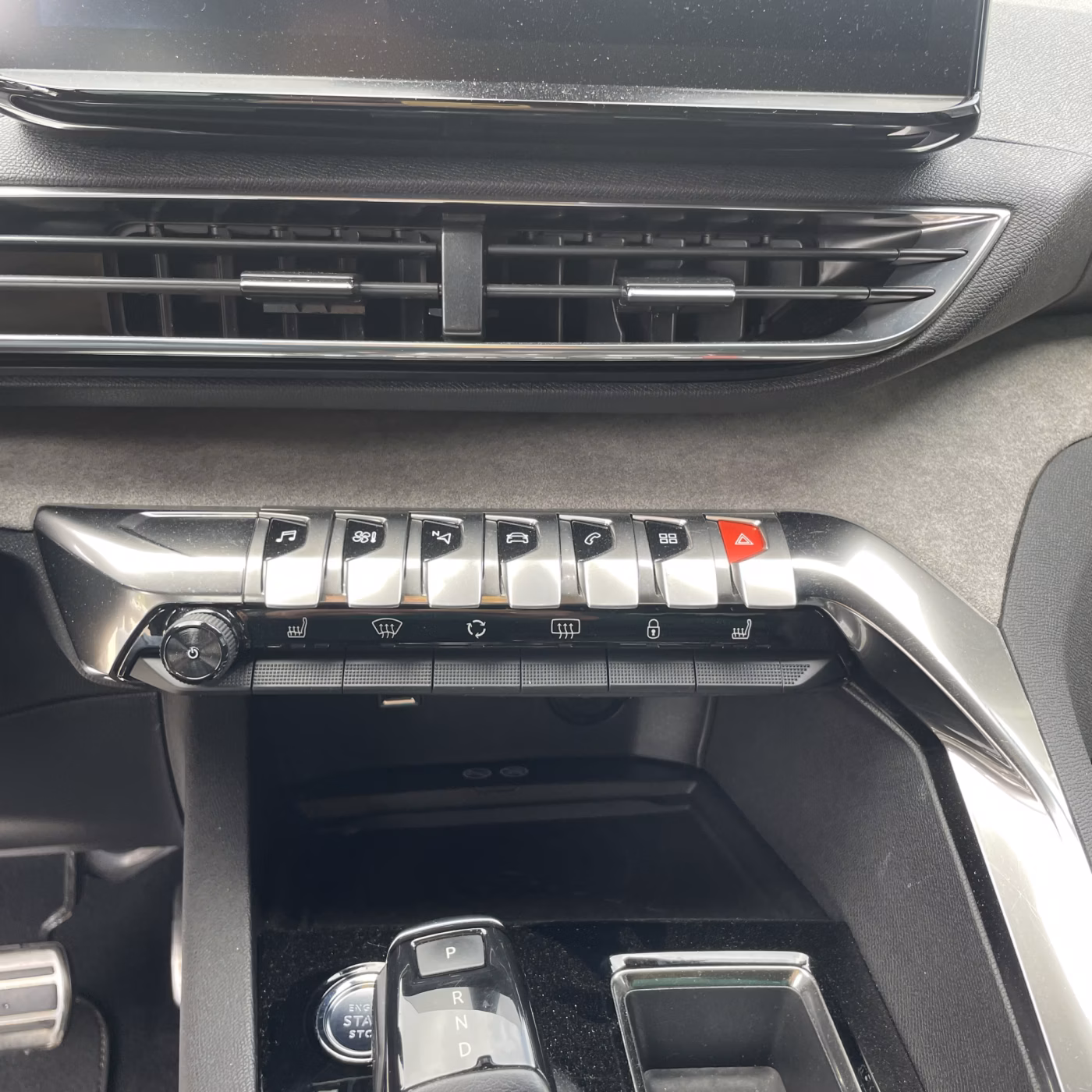 Peugeot 3008 фото 11