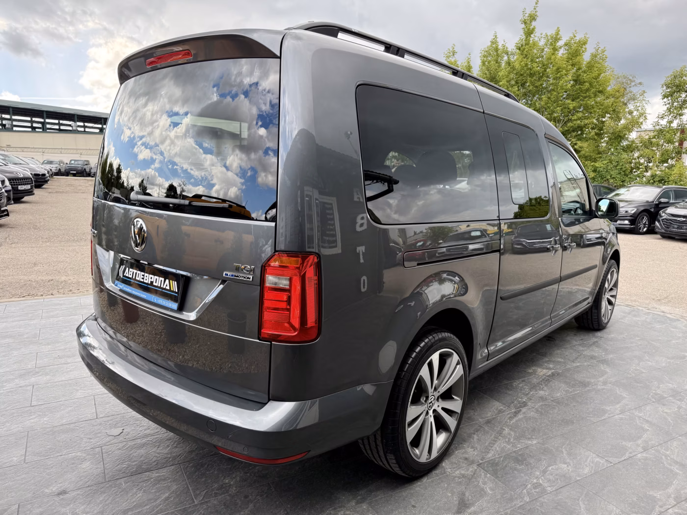 Volkswagen Caddy MAXI фото 5