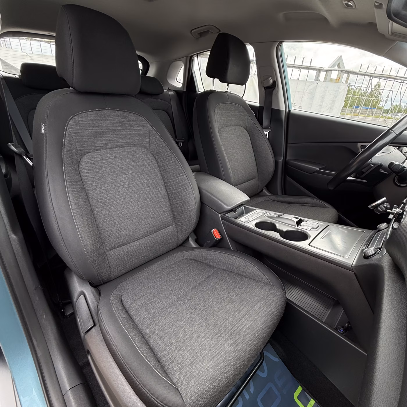 Hyundai Kona фото 11