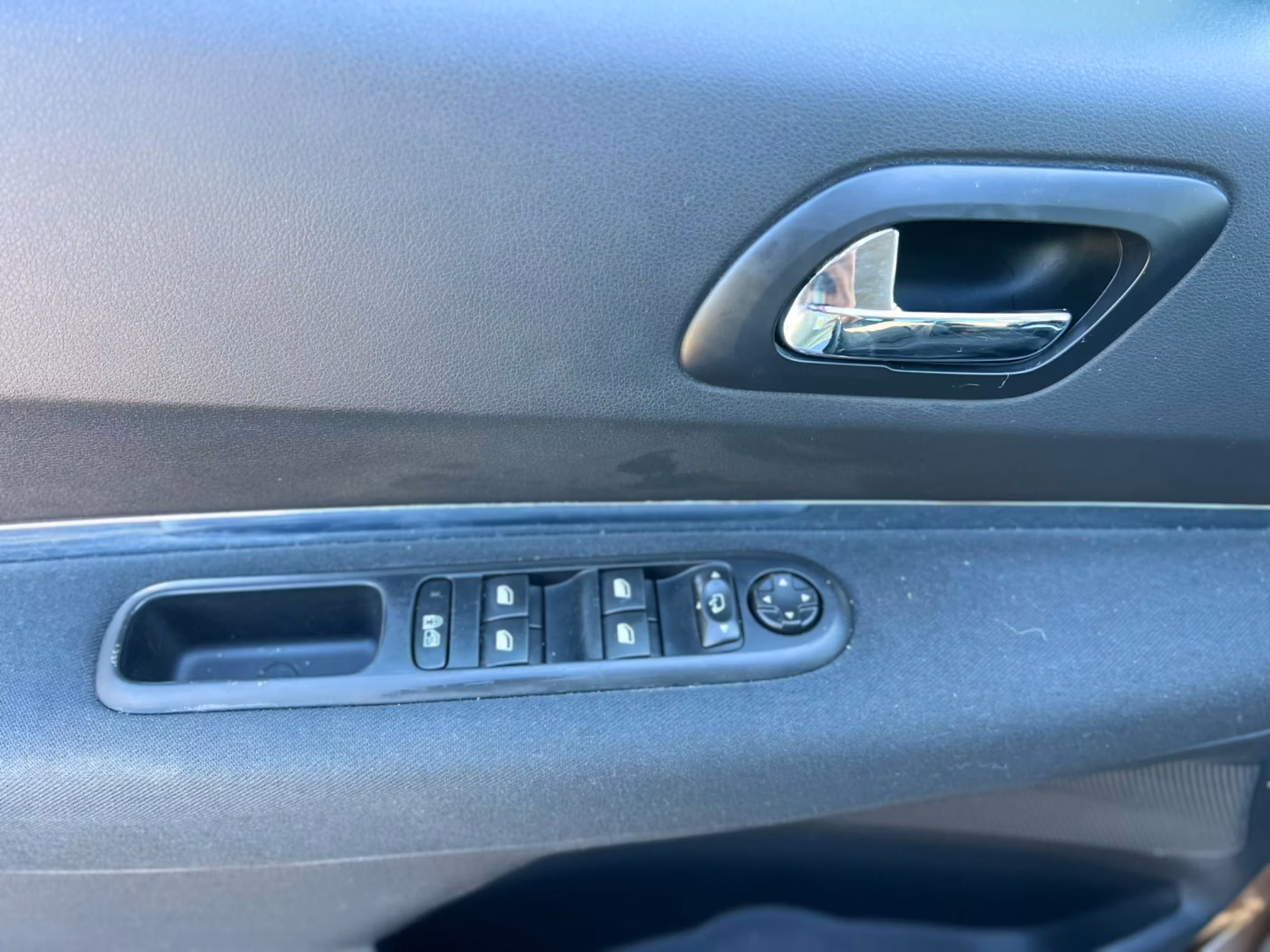 Peugeot 3008 фото 10