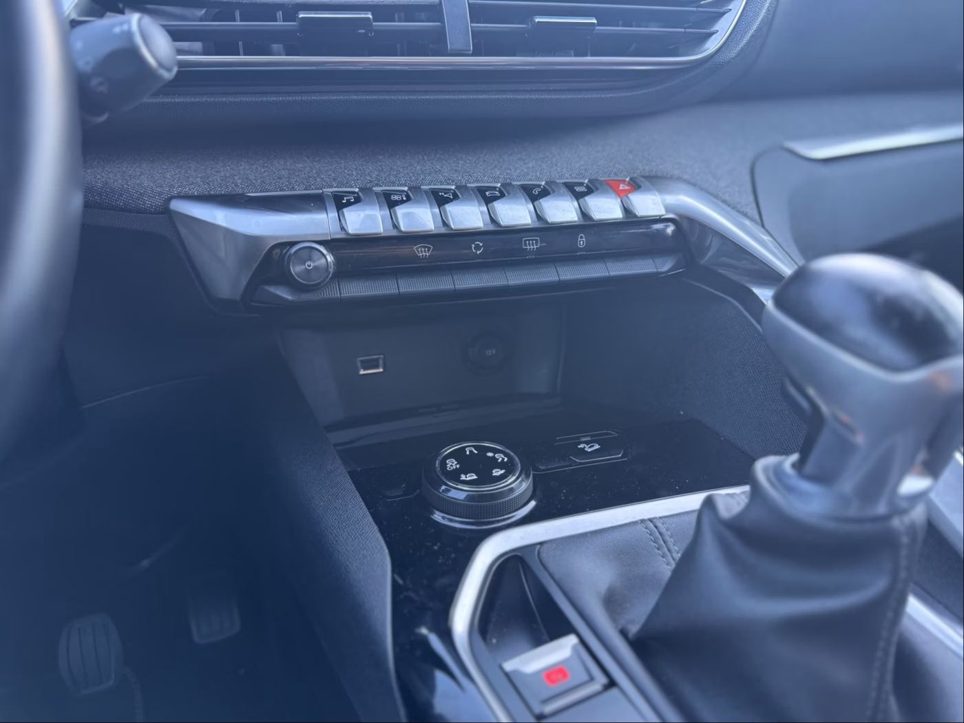 Peugeot 5008 фото 29