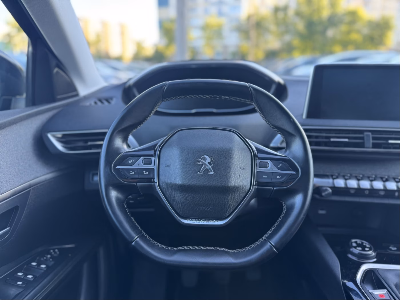 Peugeot 5008 фото 25