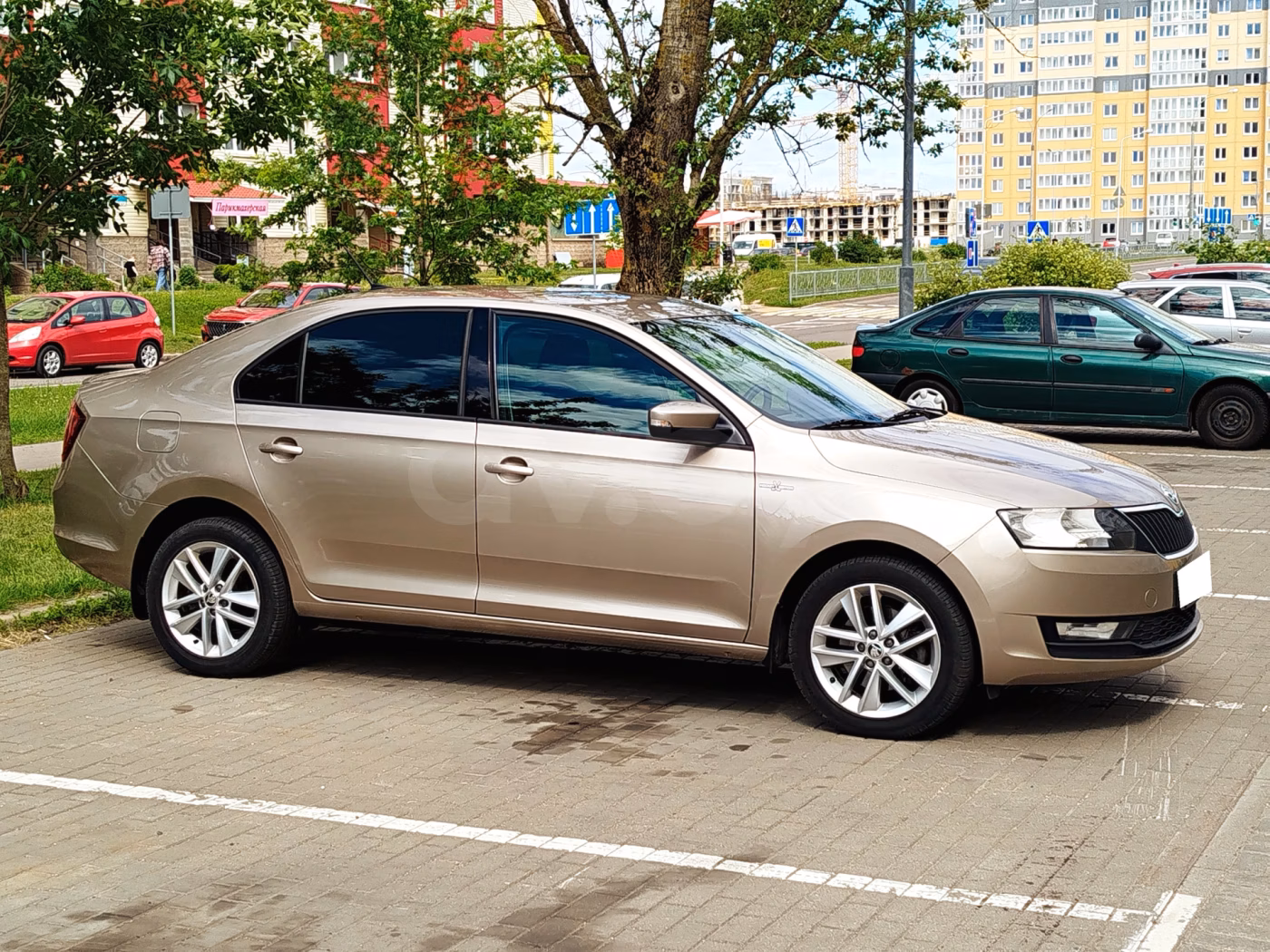 Skoda Rapid фото 6