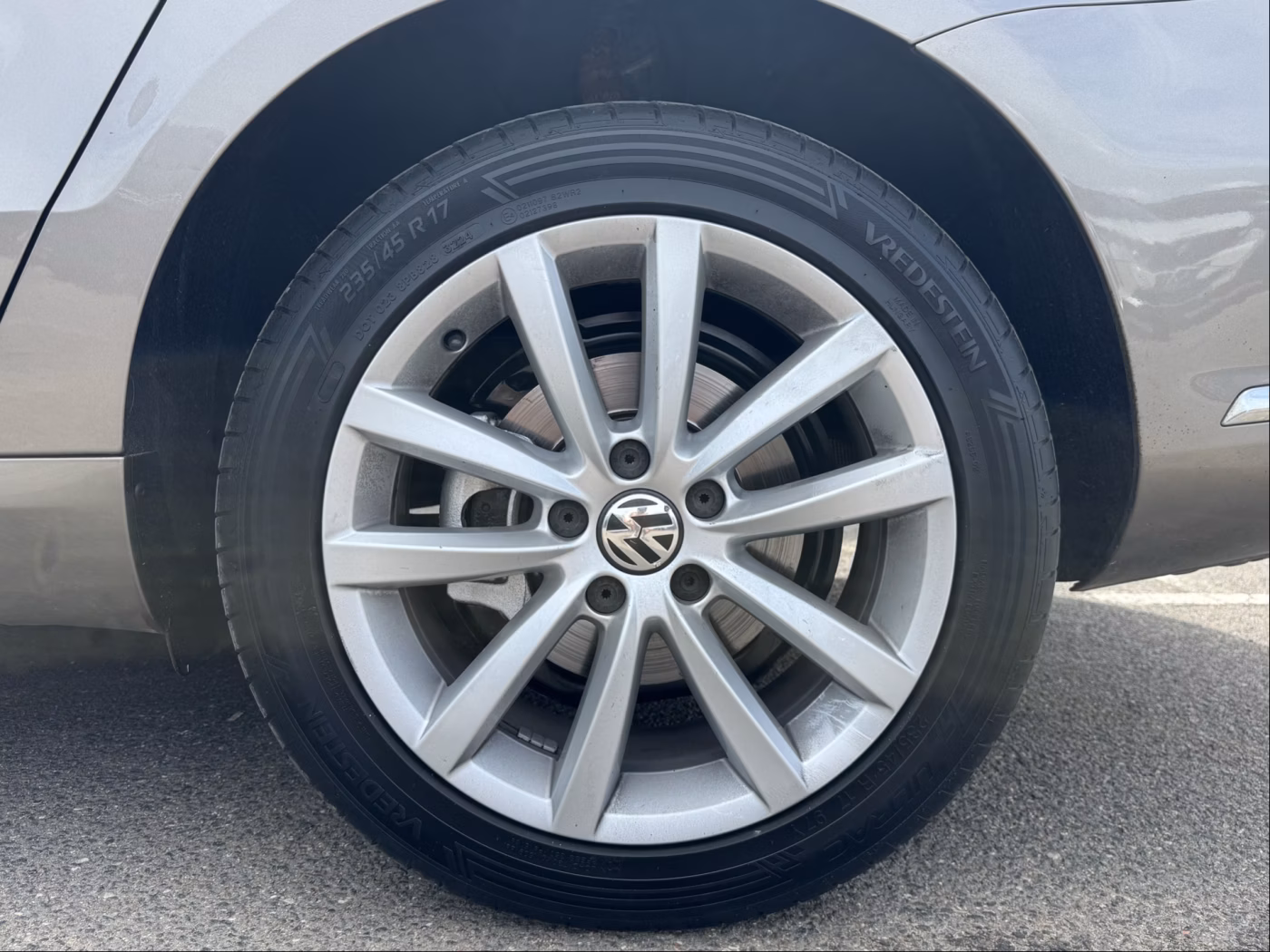 Volkswagen Passat фото 27