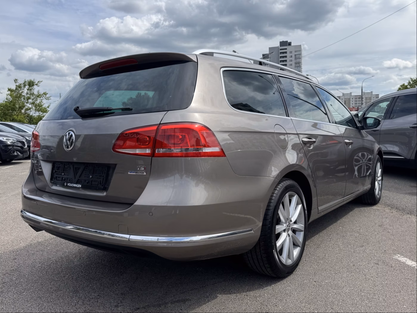 Volkswagen Passat фото 6